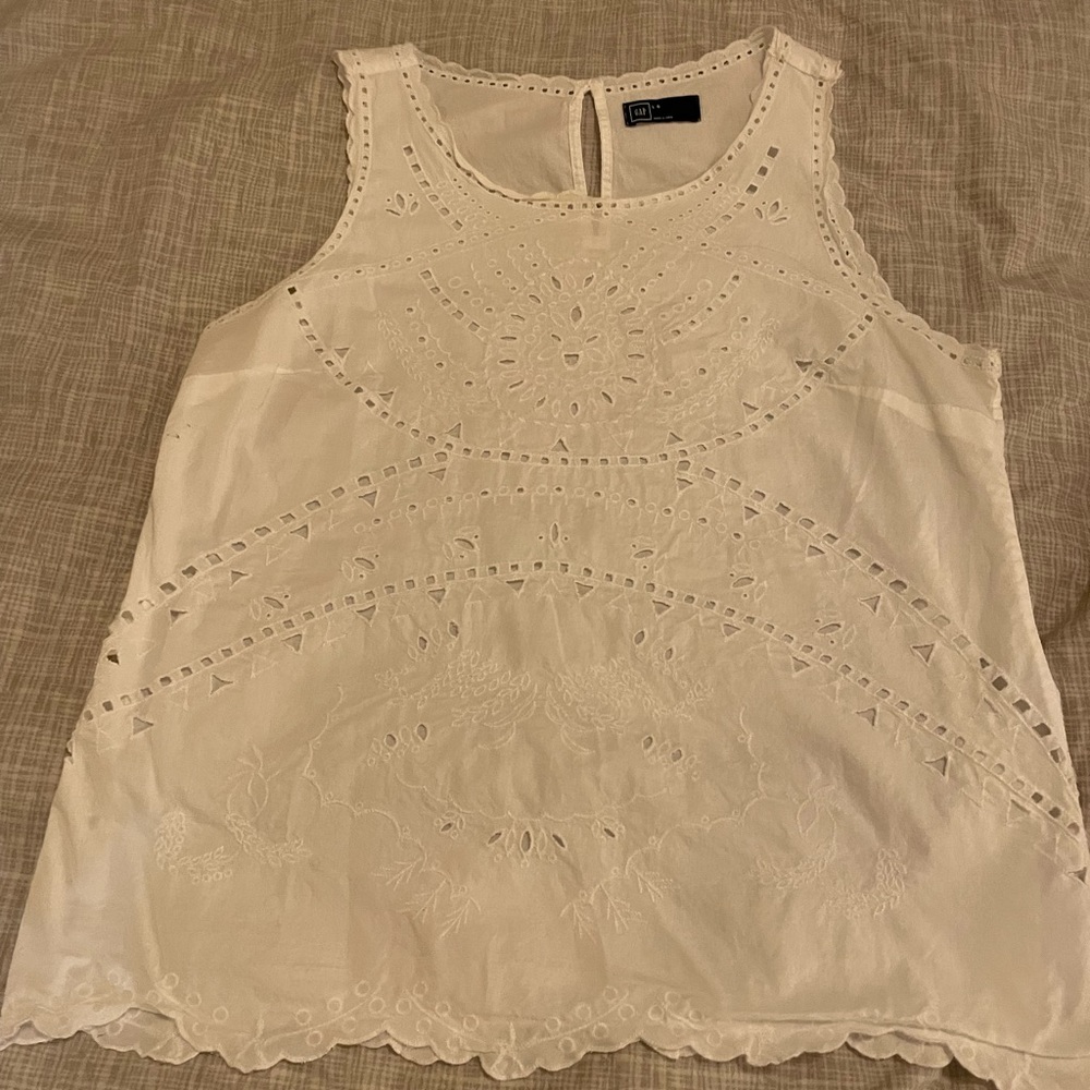 Summer white top